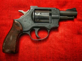revolver 38 ou 380