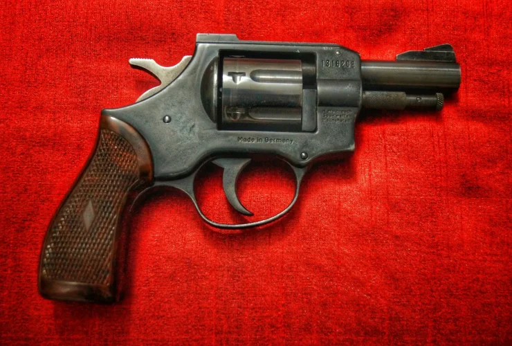 revolver 38 ou 380